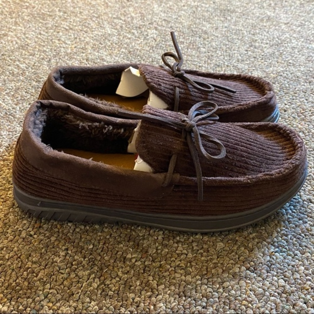 DearFoams Slippers‎ Mens Size 7-8 Brown Slip On Loafers Shoes NEW